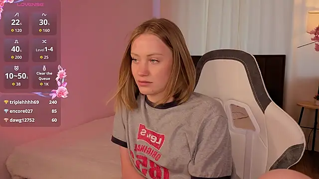 EvaHamilton live