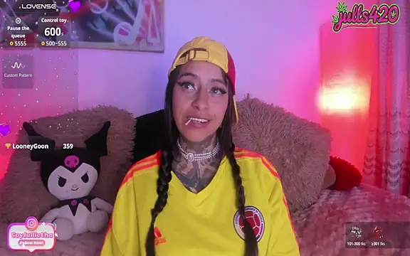 Julls420_ profile