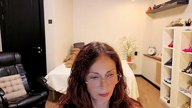 CaringSophie live