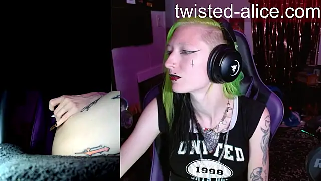 Twisted_Alice live