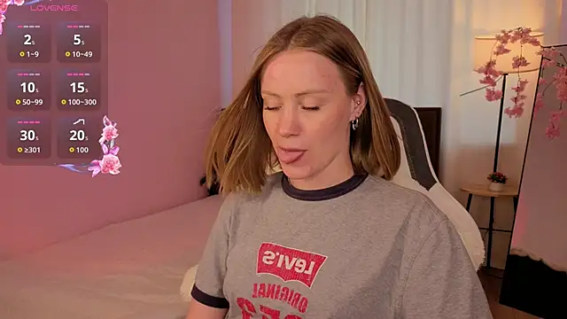 EvaHamilton live