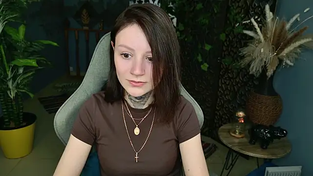 VeliraBraitberg live
