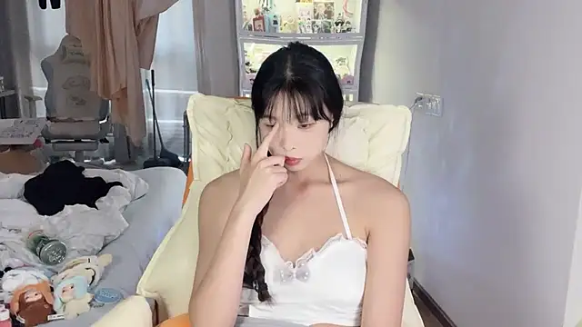 Akong11 live
