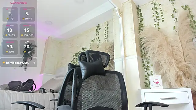 AlondraSoomer live