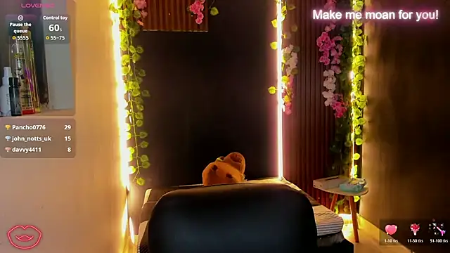Amanda_Mooree live