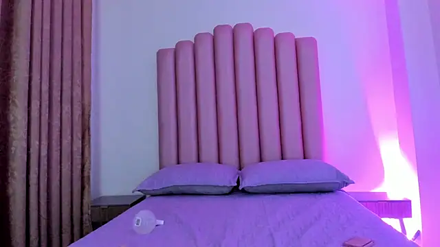 Lana_fox01 live