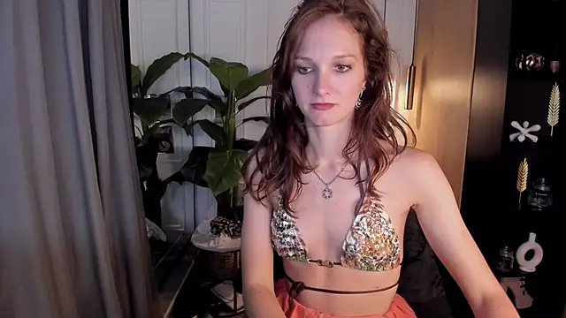 MirandaGlow live