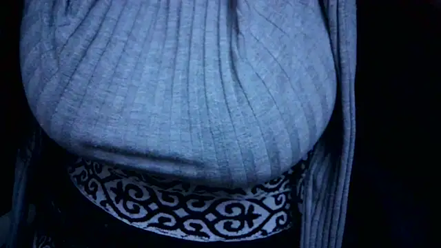 AnnyelinnaLove live