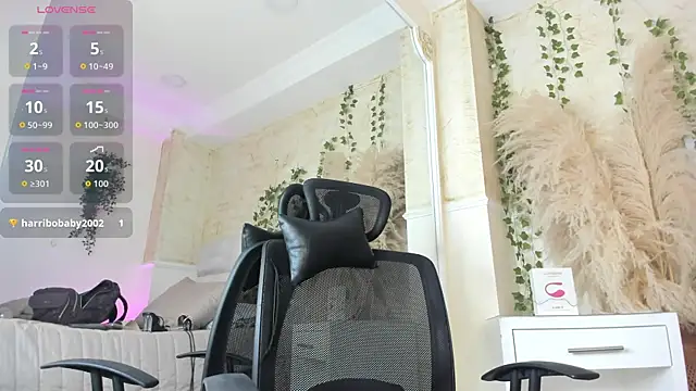 AlondraSoomer live
