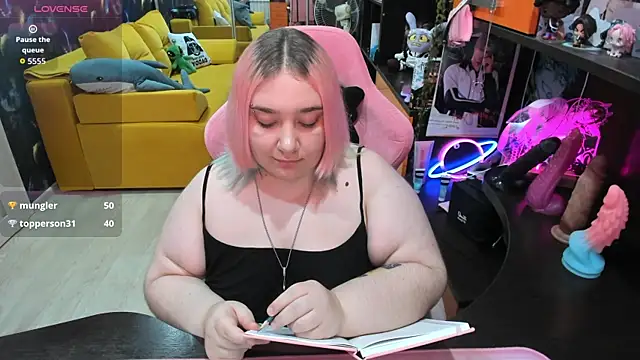 Softie_Sofy live