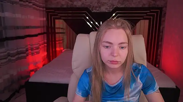 EmilySunshineS live