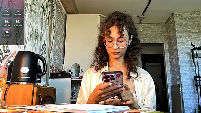 CurlyWinx live