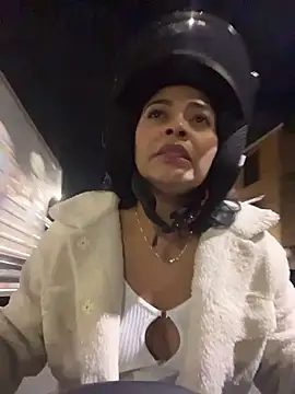 pocahontas6969 live