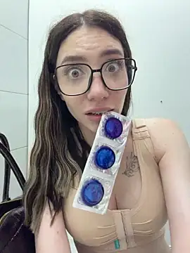 BallerinaCappuccino_ live