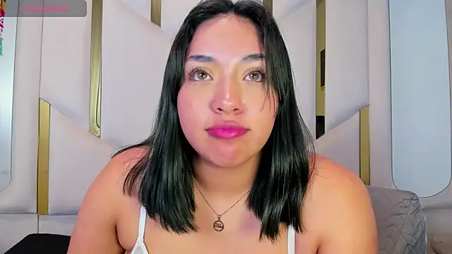 IsabellRodriguez18 live