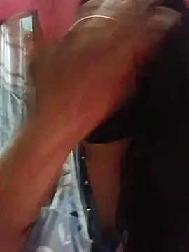 01Mona live