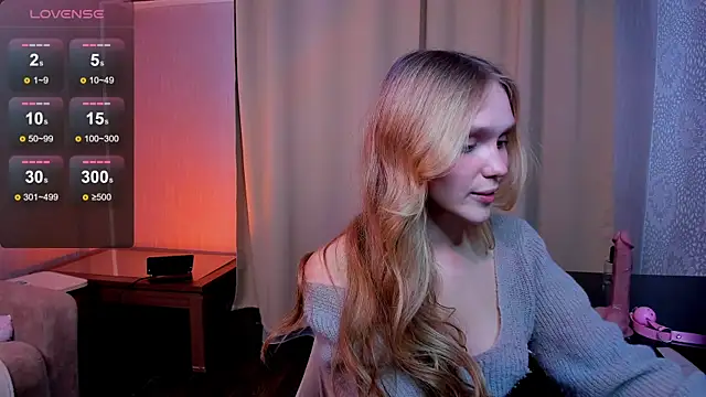 AdelineCrash live