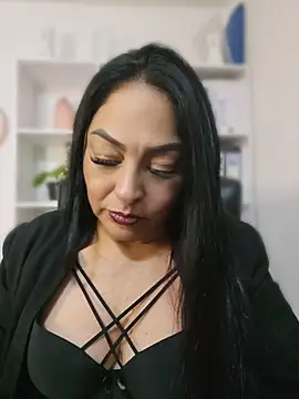 Gina_Myers live