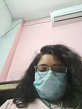 PallaviRathoreLive live