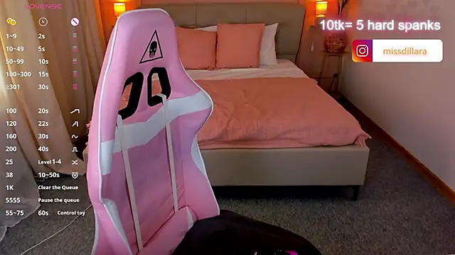 Miss_Dilaraa live