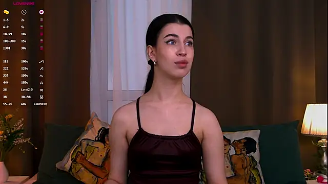 HornyPriestess live