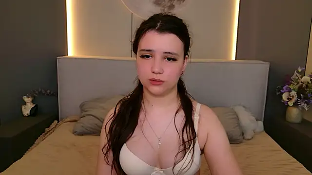 Pauline_Heaven live