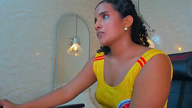 Horny_Curls live