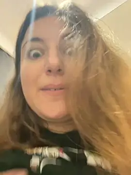 kate_nicepops333221 live