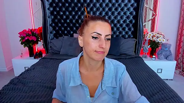 Rebecca_Diamond live