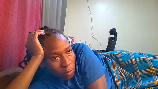 blackcuteebony live