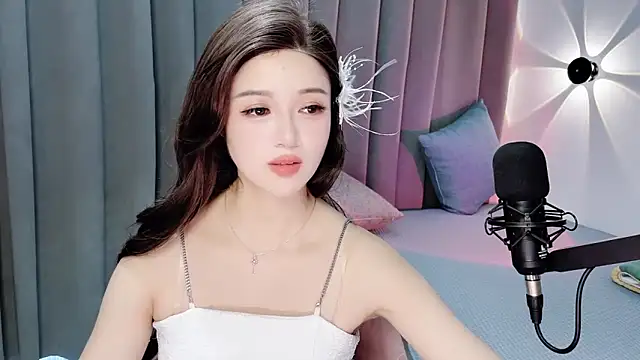 Momo-Wow live