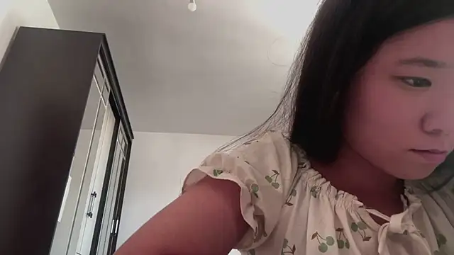 Mika_strawberry live