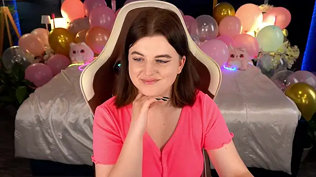 KristiFoxy live