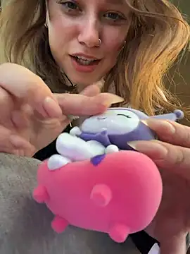 lucy-joy live