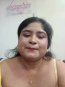 hornyriyanka live