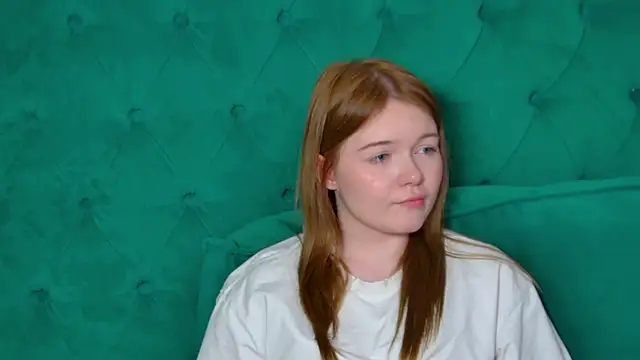 ElinaVale live