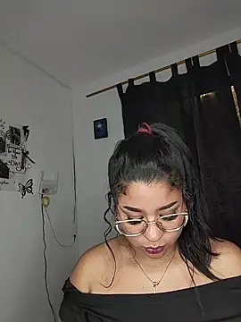 Yelly live