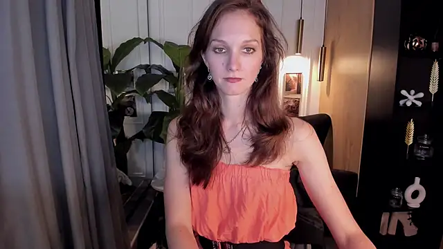 MirandaGlow live