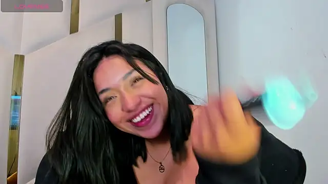 IsabellRodriguez18 live