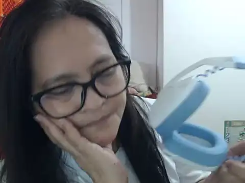 Kinkybela2025 live