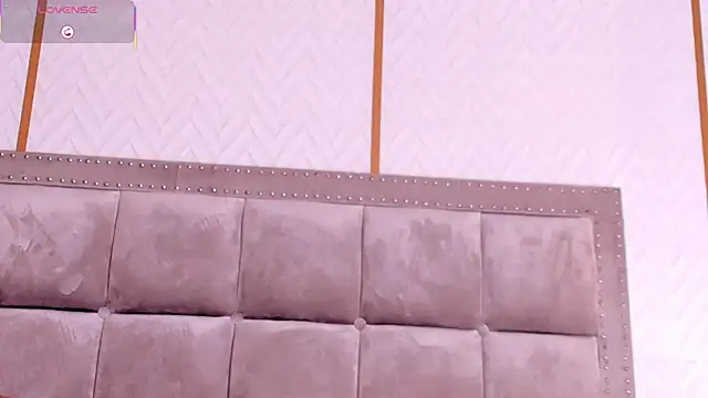 DakotaWangi live