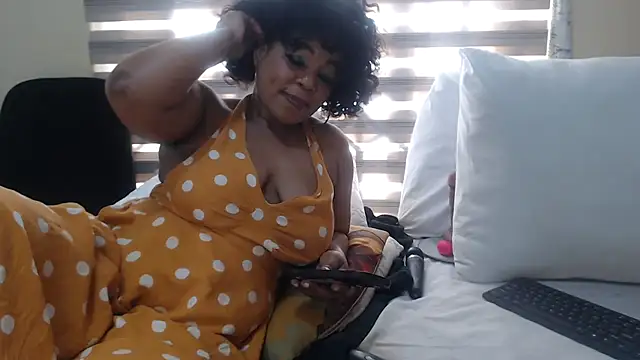 Foxybrownxx1 live