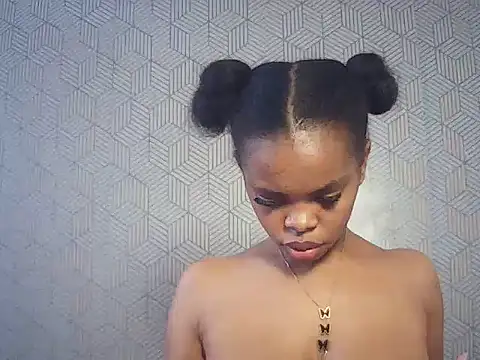 BustieLaura live