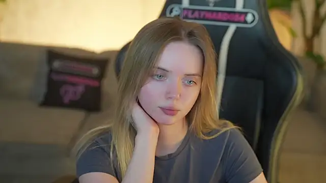 Cassy-Celestial_ live