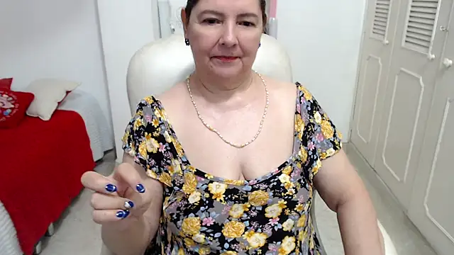 leonela_69 live