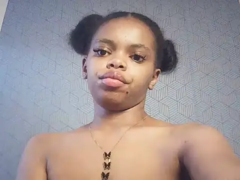 BustieLaura live
