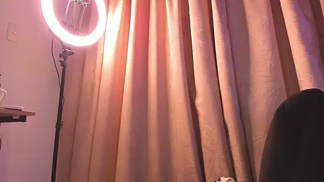Sarah_miel live