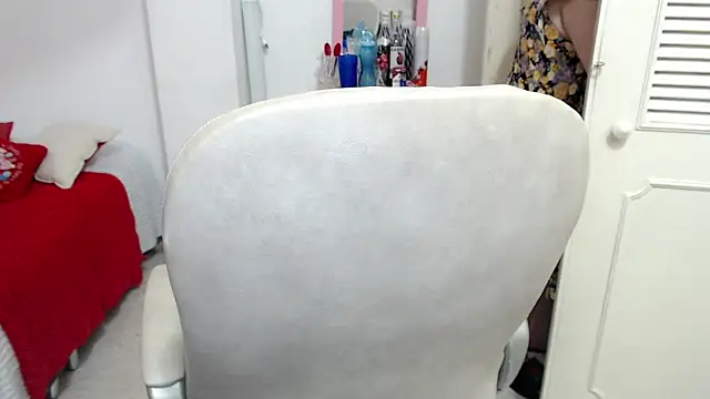 leonela_69 live