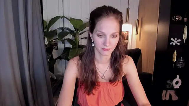 MirandaGlow live