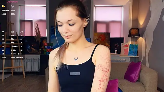 CleopatraHabibi live